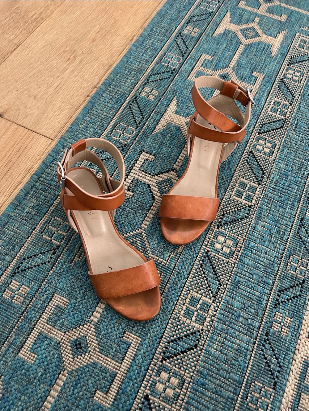 M.Gemi Attorno sandals size 35.5/5